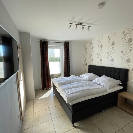 Villa Sara Wohnung Buskam Mit Terrasse Goehren  Luaran gambar