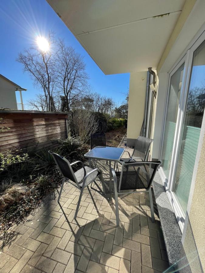 Villa Sara Wohnung Buskam Mit Terrasse Goehren  Luaran gambar